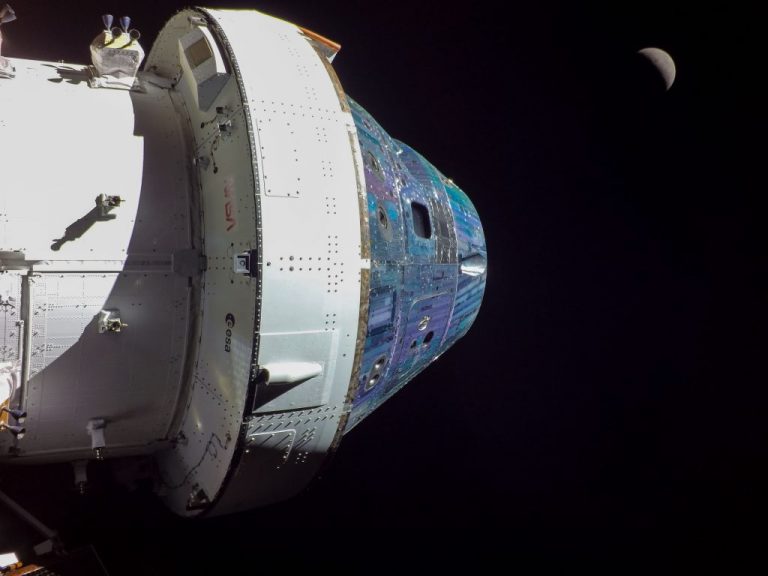 Artemis I – Flight Day Nine: Orion One Day Away From Distant Retrograde Insertion