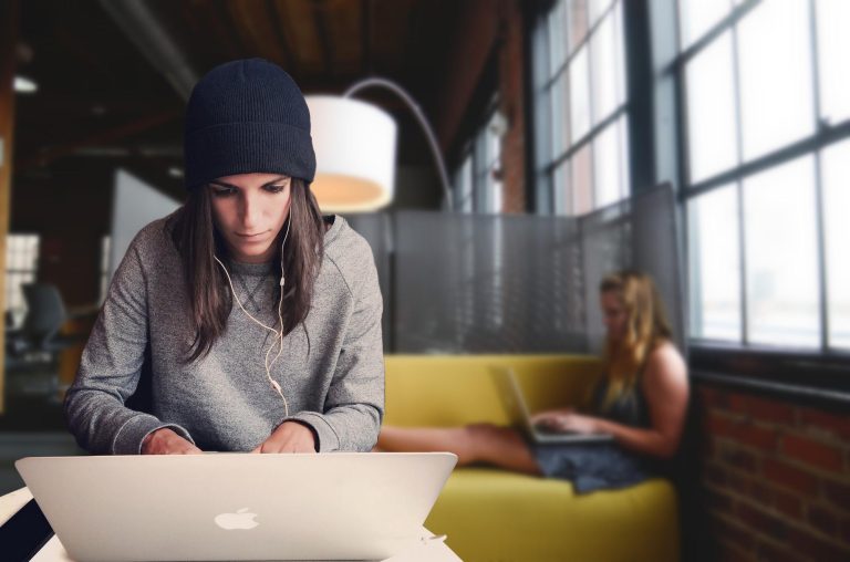 5 Books Every Beginner Programmer Should Read