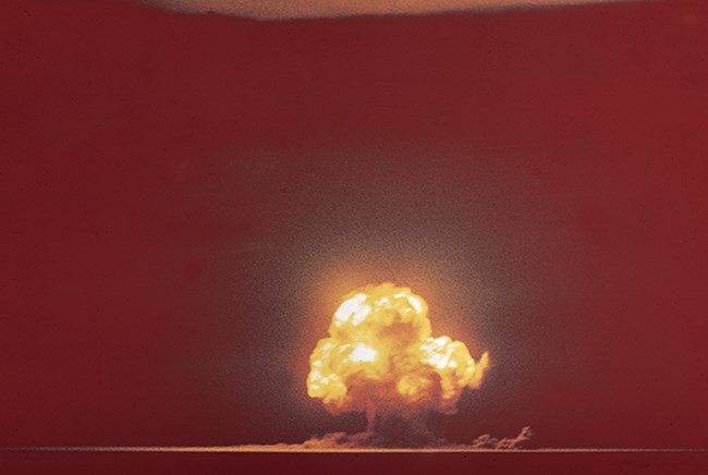 Oppenheimer, The Manhattan Project And The Dawn Of The Atomic Age
