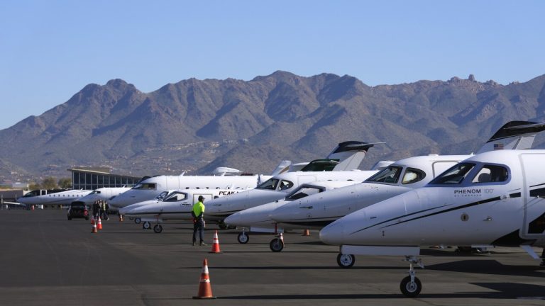 The Art Of The Tour: Skybound Elegance. Navigating the Luxurious World of Private Jets.