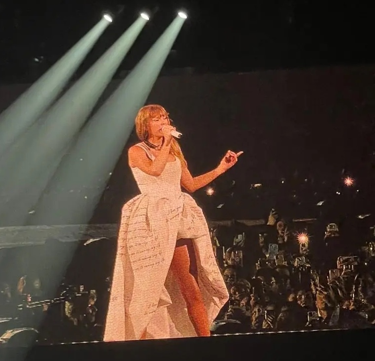 Taylor Swift’s Eras Tour Gets A Revamp: New Songs From ‘Tortured Poets’, Outfits, and Surprises!