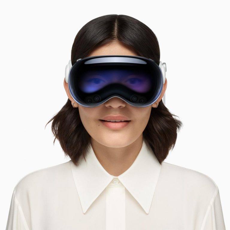 Apple Vision Pro arrives in new countries and regions beginning June 28